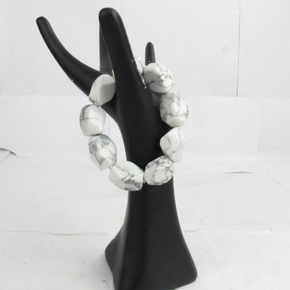 4 Crystal Bracelets - image 2